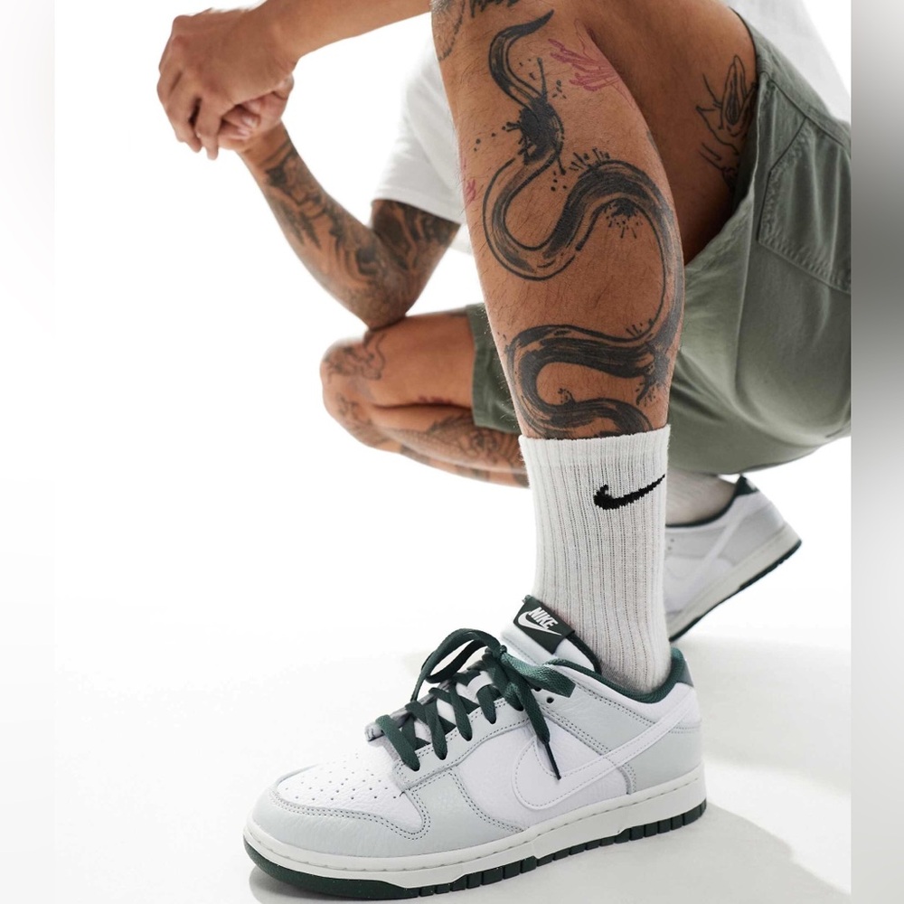 Nike Dunk Low Retro SE sneakers in white, gray and dark green